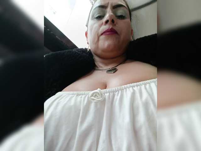 AlexaBrown12's BongaCams show and profile