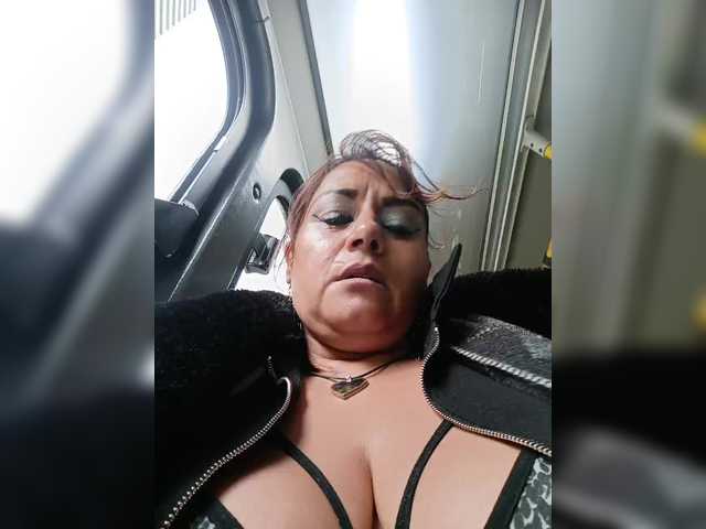 AlexaBrown12 live cam