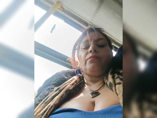 AlexaBrown12's BongaCams show and profile