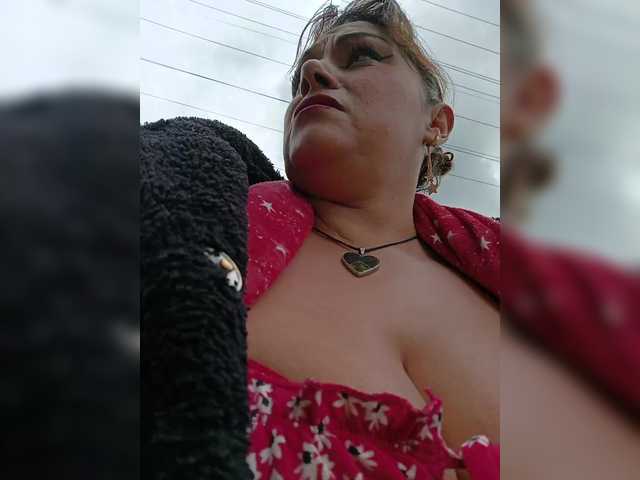 AlexaBrown12's BongaCams show and profile