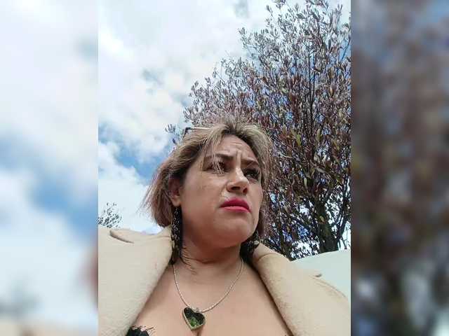 AlexaBrown12's BongaCams show and profile