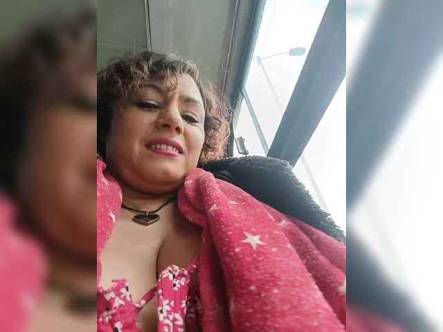 AlexaBrown12's BongaCams show and profile