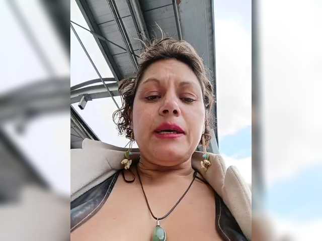 AlexaBrown12's BongaCams show and profile