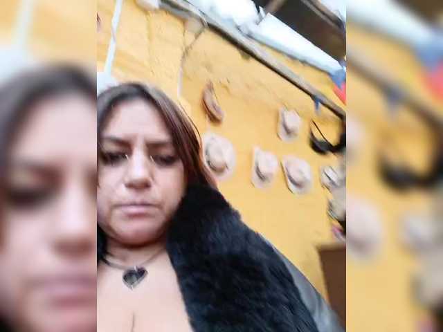 AlexaBrown12's BongaCams show and profile