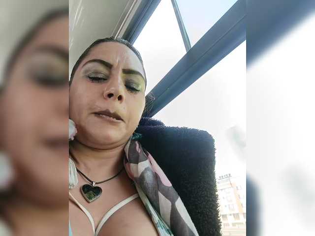 AlexaBrown12's BongaCams show and profile