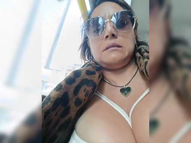 AlexaBrown12's BongaCams show and profile