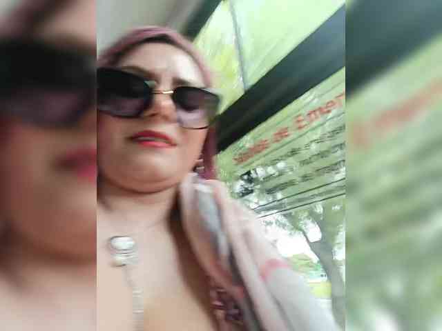 AlexaBrown12 webcam