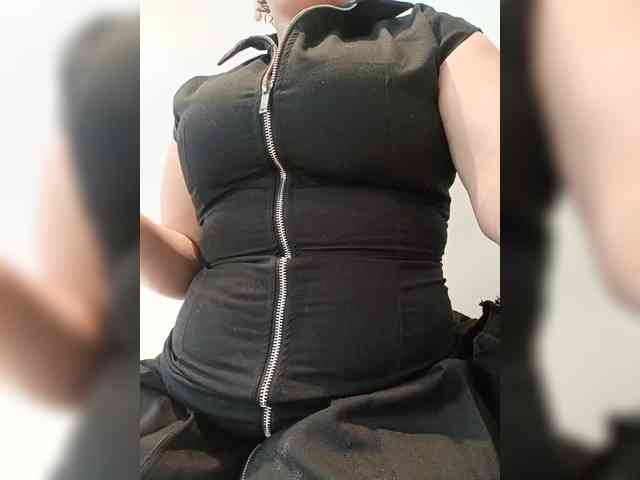 AlexaBrown12 webcam