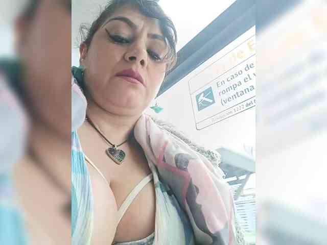 AlexaBrown12 AlexaBrown12