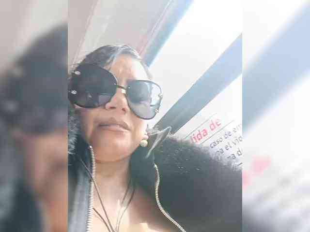 AlexaBrown12 webcam