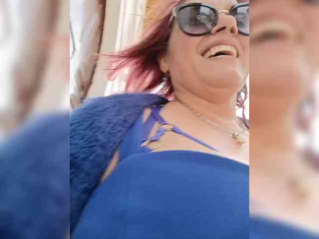 AlexaBrown12 webcam