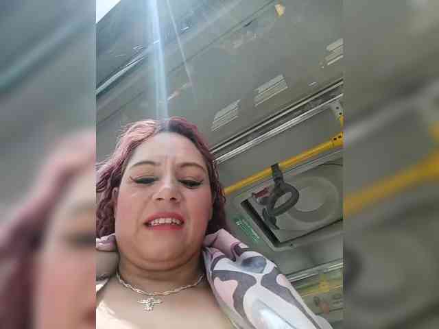 AlexaBrown12 webcam
