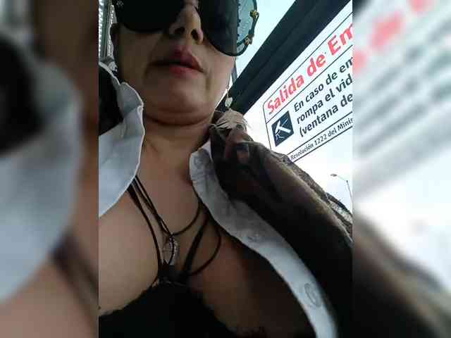 AlexaBrown12 webcam
