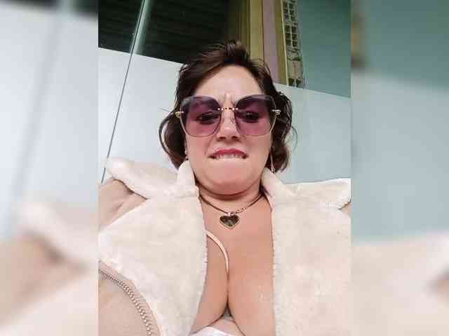 AlexaBrown12 AlexaBrown12