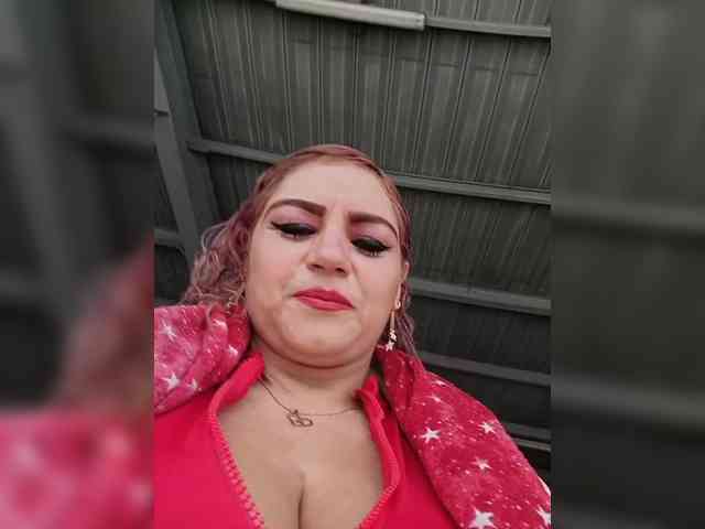 AlexaBrown12 webcam
