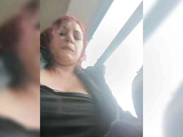 AlexaBrown12 webcam