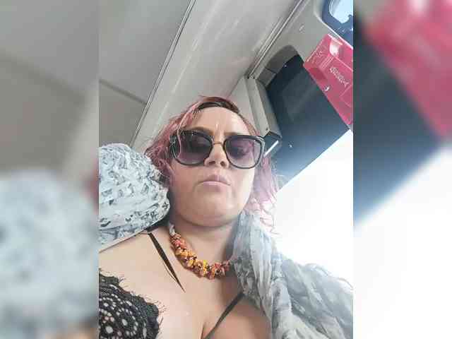 AlexaBrown12 webcam