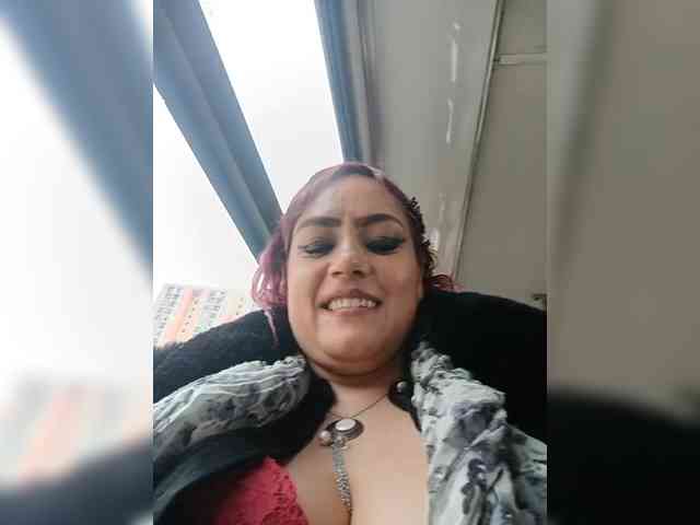 AlexaBrown12 webcam