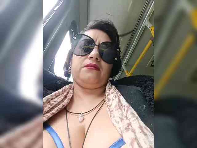 AlexaBrown12 webcam