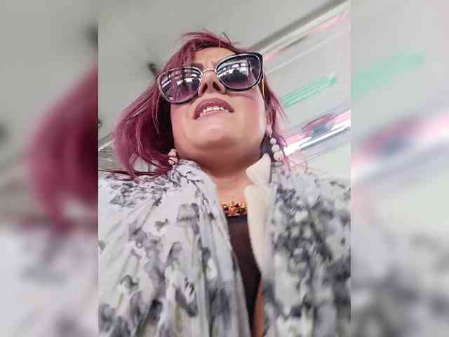 AlexaBrown12 webcam