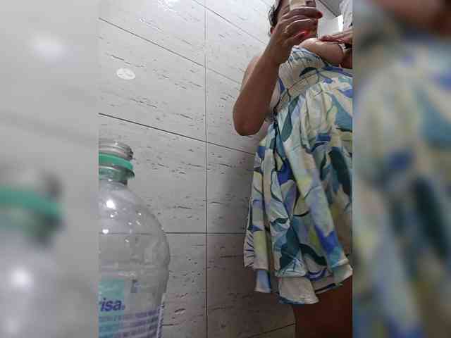 AlexaBrown12 AlexaBrown12