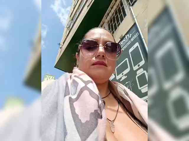 AlexaBrown12 AlexaBrown12