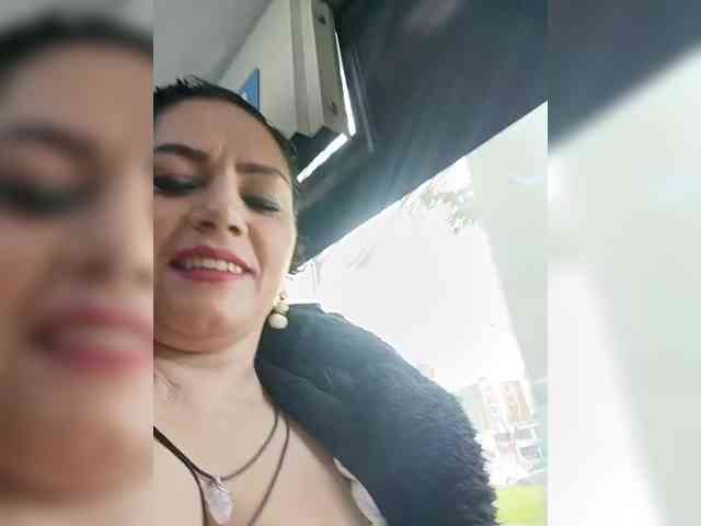 AlexaBrown12 webcam