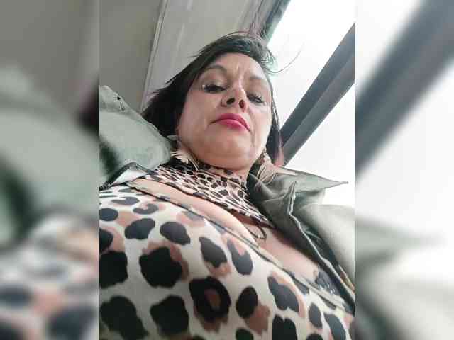 AlexaBrown12 AlexaBrown12