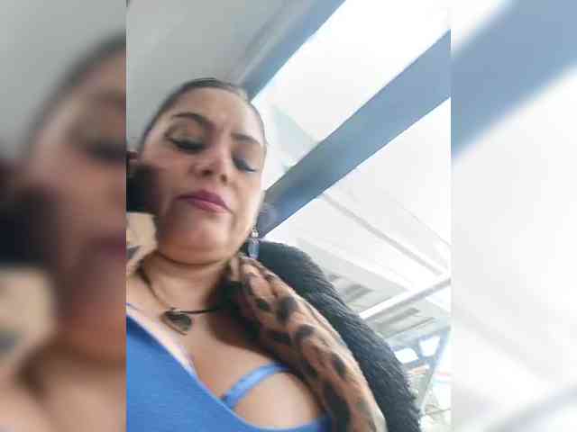 AlexaBrown12 AlexaBrown12