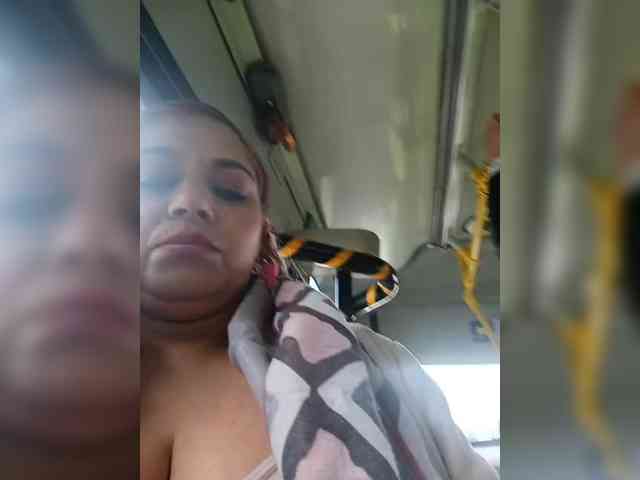 AlexaBrown12 webcam