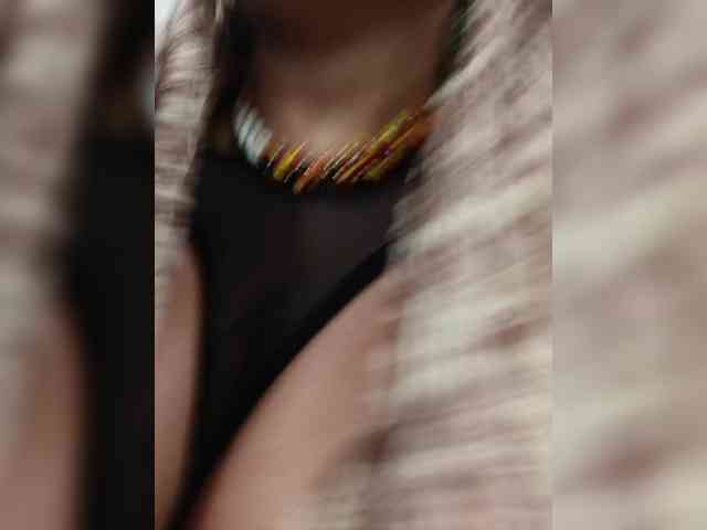 AlexaBrown12 webcam