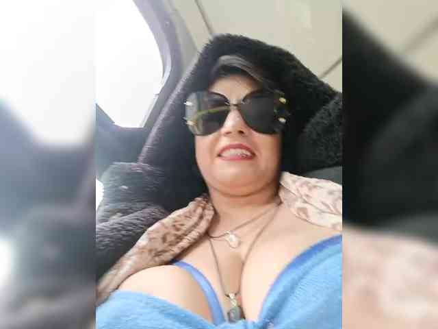 AlexaBrown12 webcam