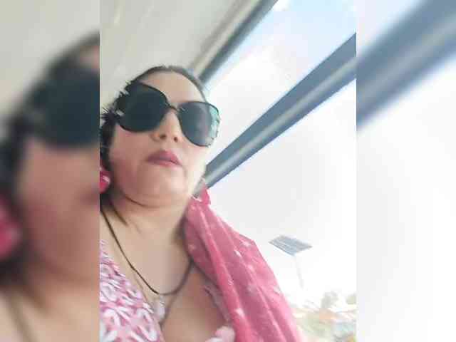 AlexaBrown12 webcam