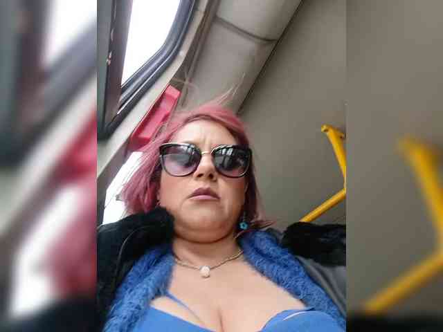 AlexaBrown12 webcam