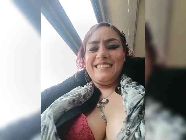 AlexaBrown12 webcam