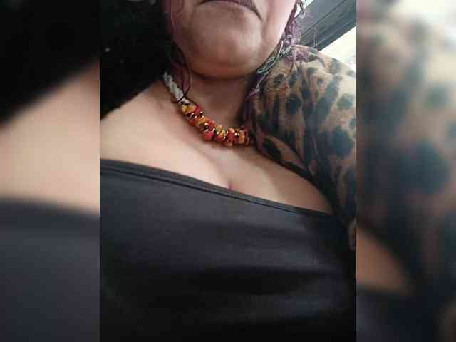 AlexaBrown12 webcam