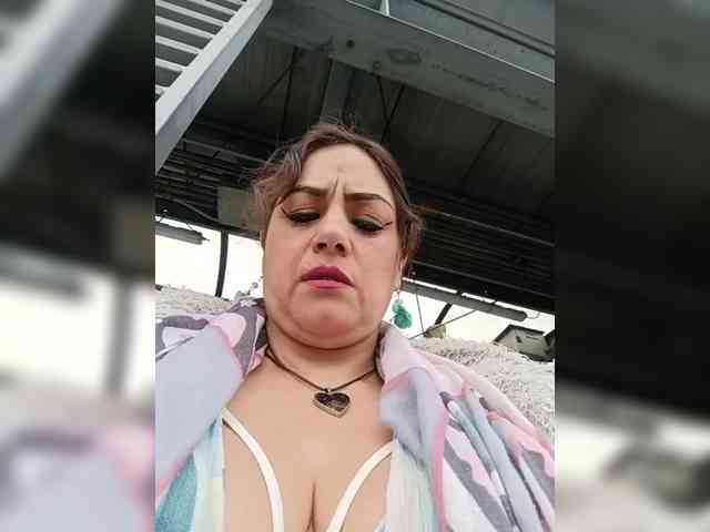 AlexaBrown12 AlexaBrown12