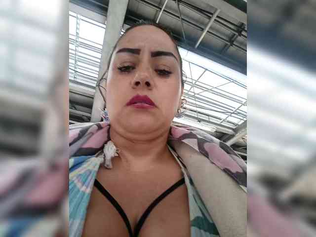 AlexaBrown12 AlexaBrown12