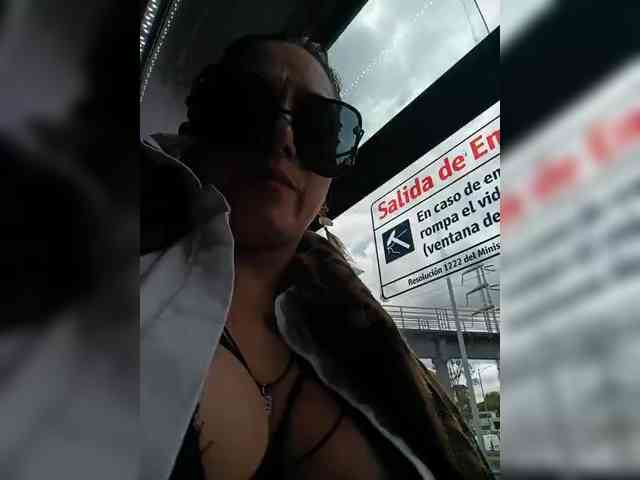 AlexaBrown12 webcam