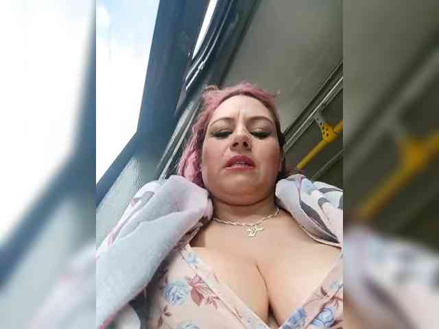 AlexaBrown12 webcam