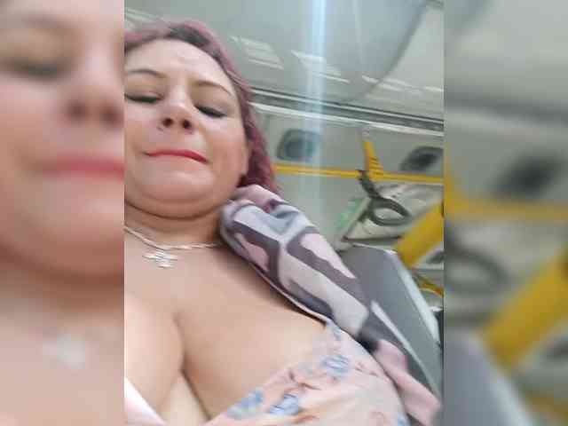 AlexaBrown12 webcam