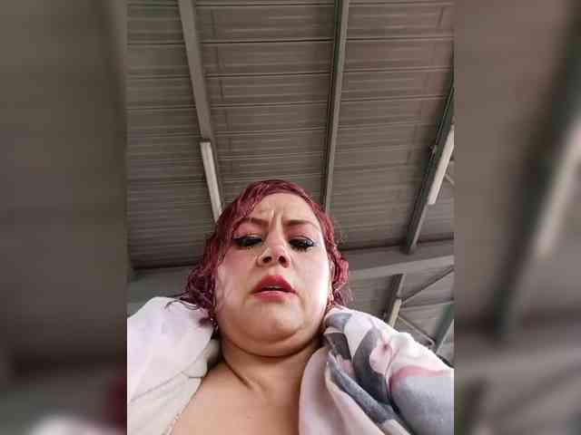 AlexaBrown12 webcam