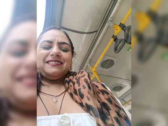 AlexaBrown12 webcam