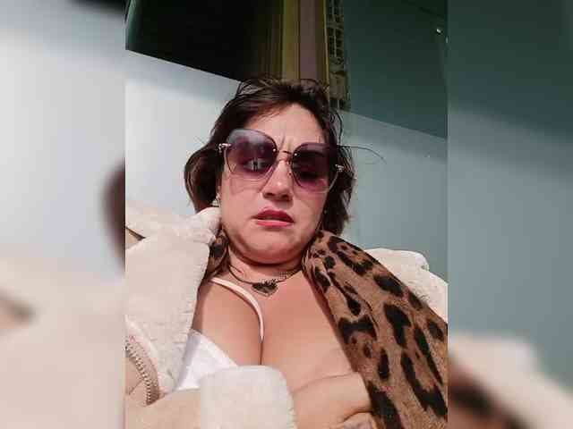 AlexaBrown12 AlexaBrown12