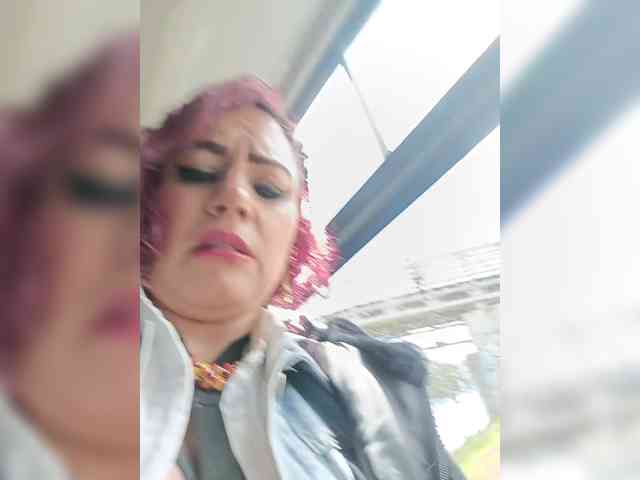 AlexaBrown12 webcam