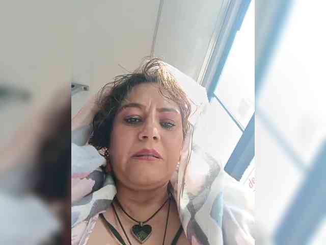 AlexaBrown12 AlexaBrown12