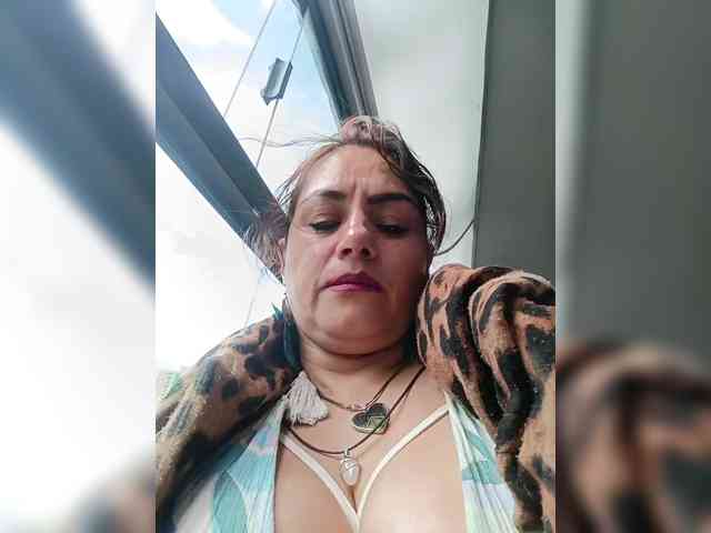 AlexaBrown12 AlexaBrown12