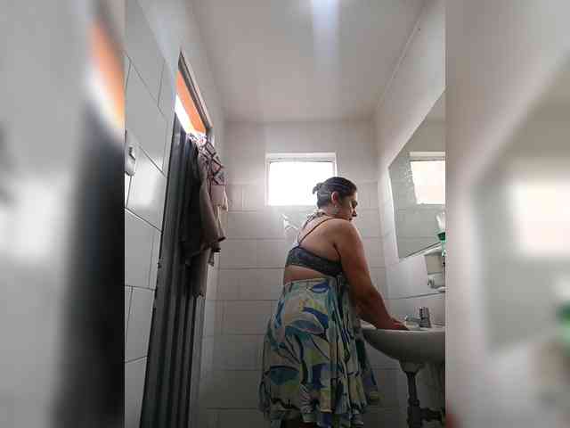 AlexaBrown12 AlexaBrown12