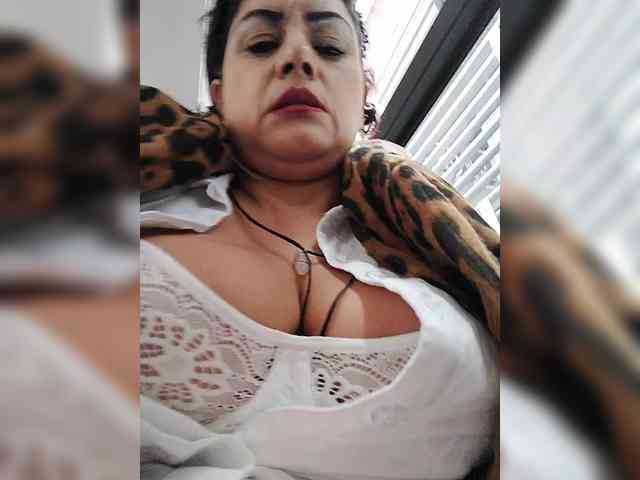 AlexaBrown12 AlexaBrown12