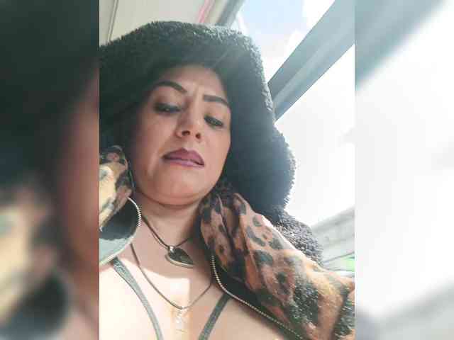 AlexaBrown12 AlexaBrown12